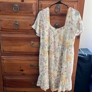 Lovestitch NWT Women’s Floral Square Neck Lined Babydoll Dress.